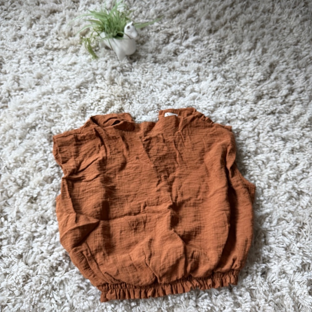 Stylish a new day Textured Sleeveless paper bag brown super cute Blouse in Rust